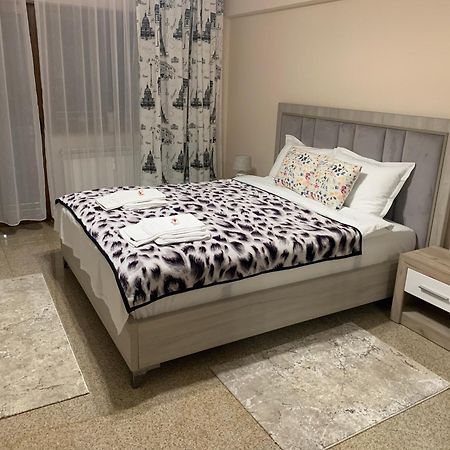 Minerva Ultracentral Apartment Craiova Luaran gambar