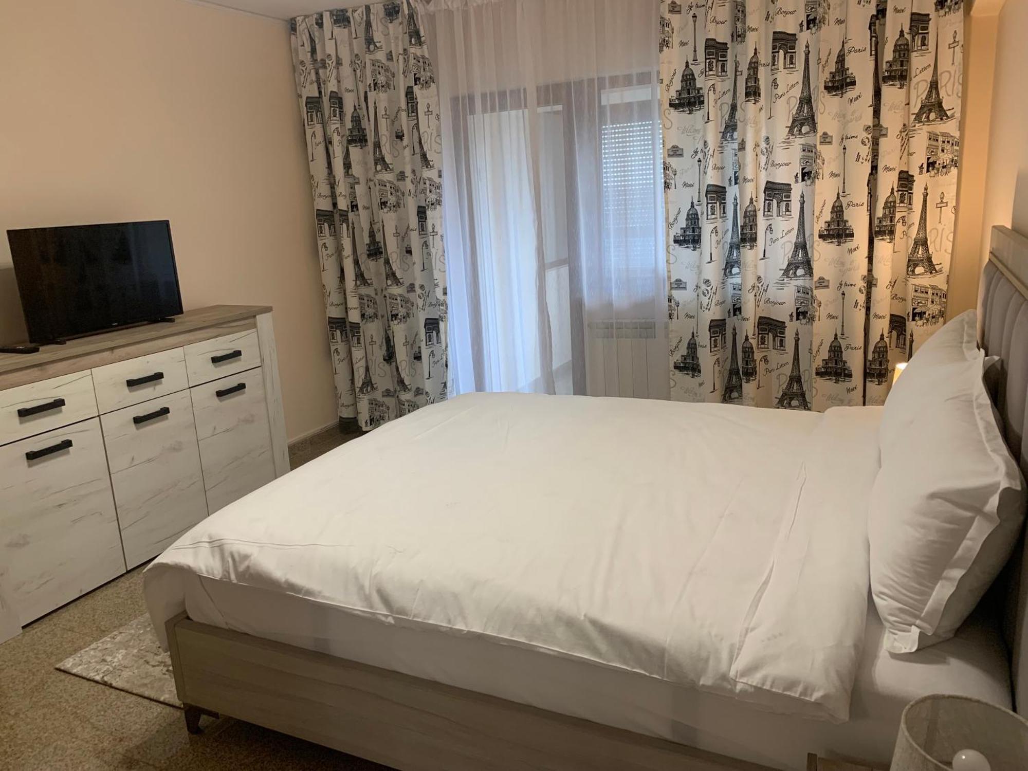 Minerva Ultracentral Apartment Craiova Luaran gambar