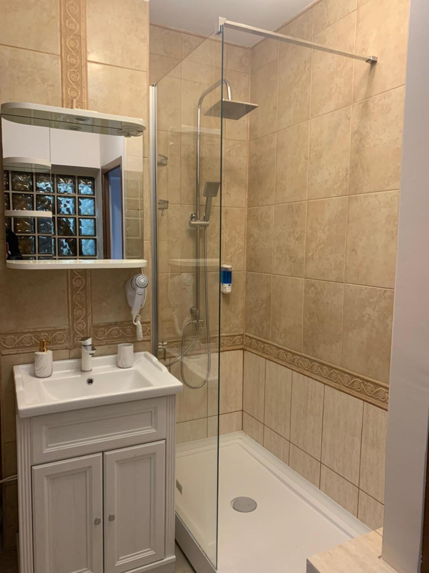 Minerva Ultracentral Apartment Craiova Luaran gambar