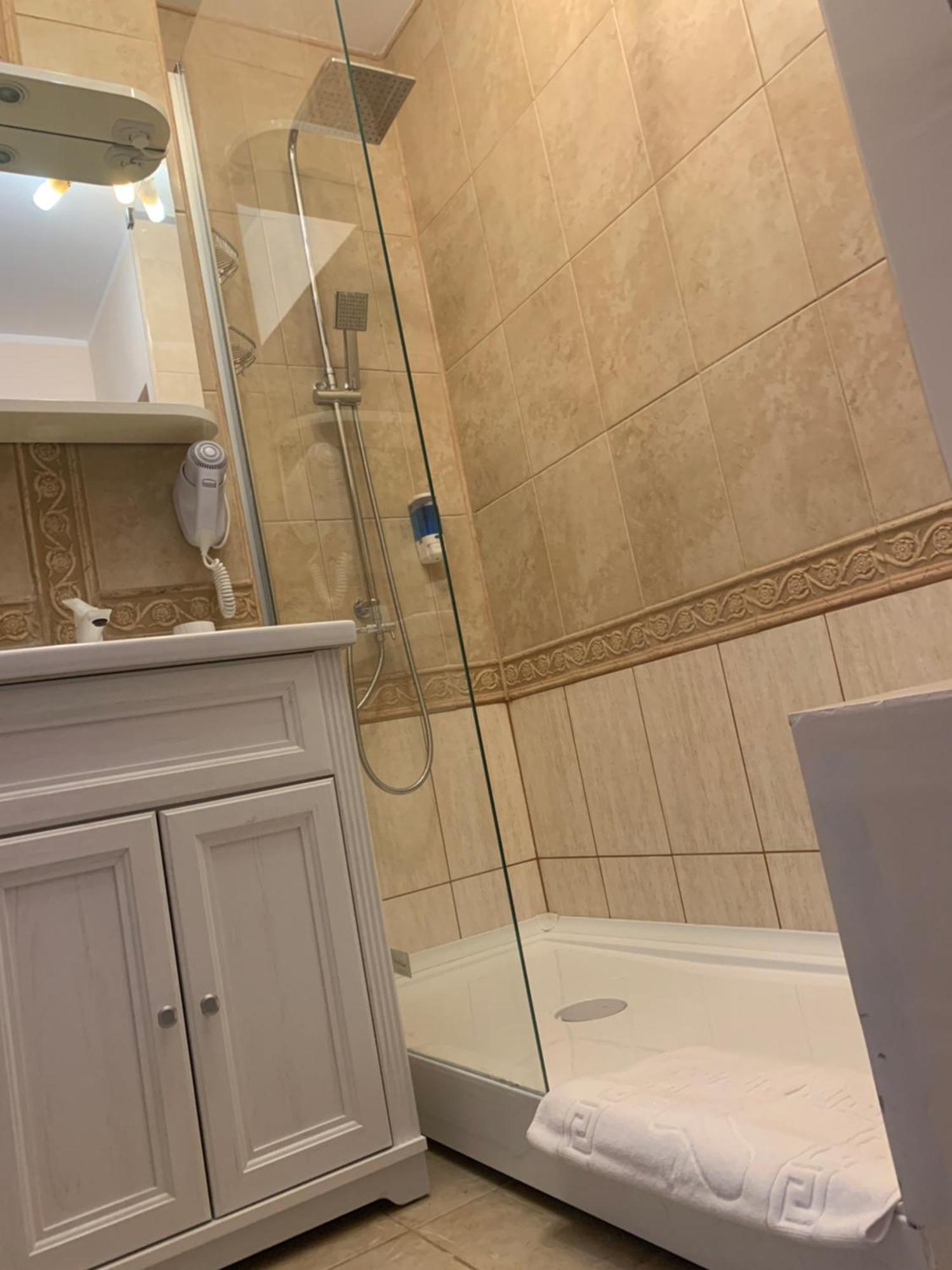 Minerva Ultracentral Apartment Craiova Luaran gambar