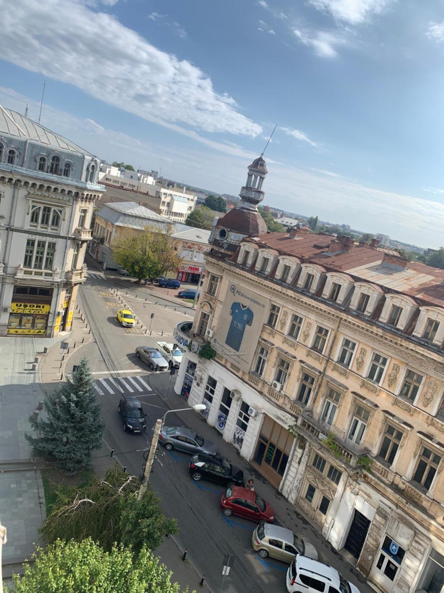 Minerva Ultracentral Apartment Craiova Luaran gambar